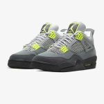 Air Jordan 4 Retro SE 95 Neon