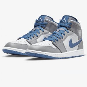 Air Jordan 1 Mid True Blue