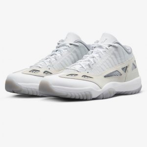Air Jordan 11 Low IE Light Orewood Brown