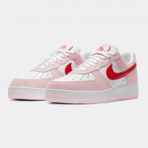Nike Air Force 1 07 QS Valentine's Day Love Letter