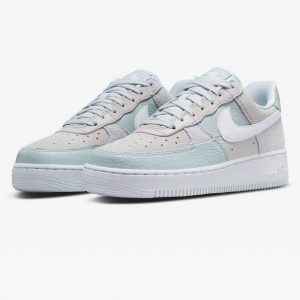 Nike Air Force 1 Be Kind