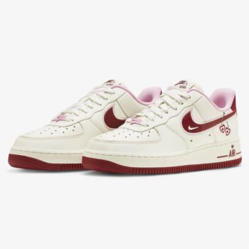 Nike Air Force 1 Low Valentines Day