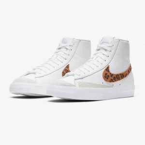 Nike Blazer Mid 77 LX