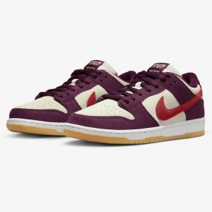 Nike Sb Dunk Low Skate Like a Girl