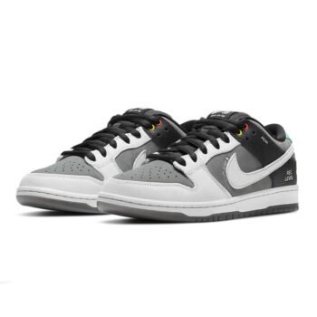 Nike SB Dunk Low VX1000