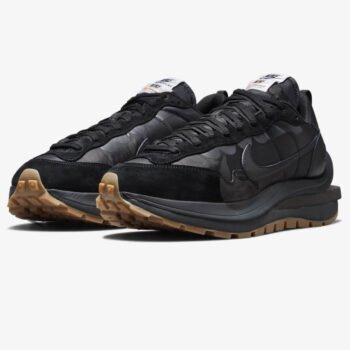 Nike Vaporwaffle sacai Black Gum