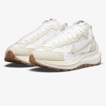 Nike Vaporwaffle sacai Sail Gum
