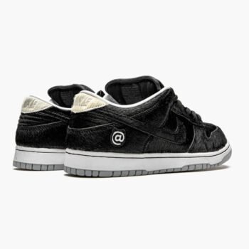 Nike SB Dunk Low Medicom Toy 2020 - Imagen 4